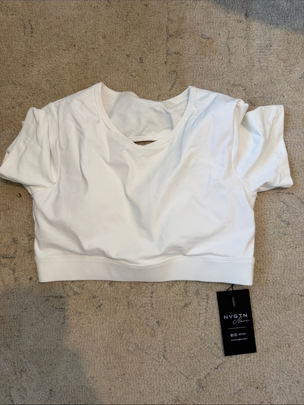 NVGTN White Short Sleeve Sports Crop Top